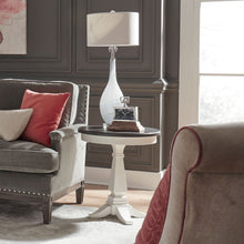 Load image into Gallery viewer, Allyson Park Chair Side Table by Liberty 417-OT1021