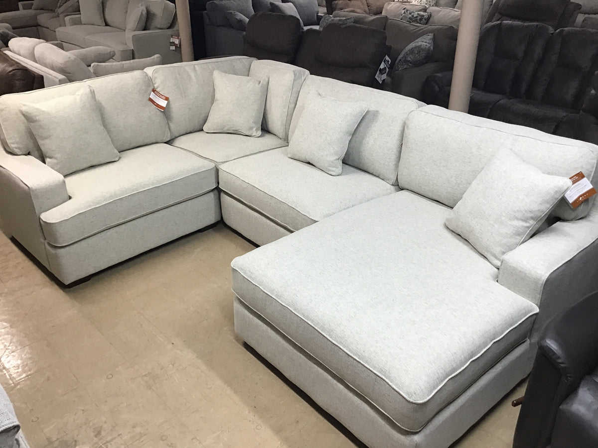 Paxton 4pc Sectional by La-Z-Boy Furniture 60M, 6CC, 60L