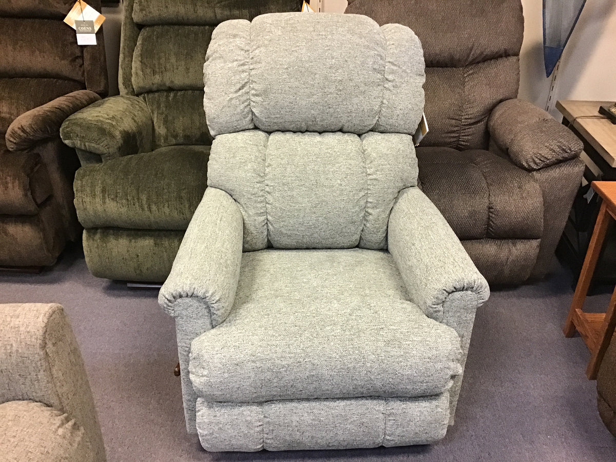  Peak - lazylazylazy1です！ 513471 by La-Z-Boy - Carlyle High Leg Recliner | Berk's