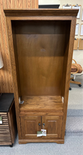 Load image into Gallery viewer, Oak 72&quot; Deluxe Bookcase by American Heartland 93472MD Medium Oak