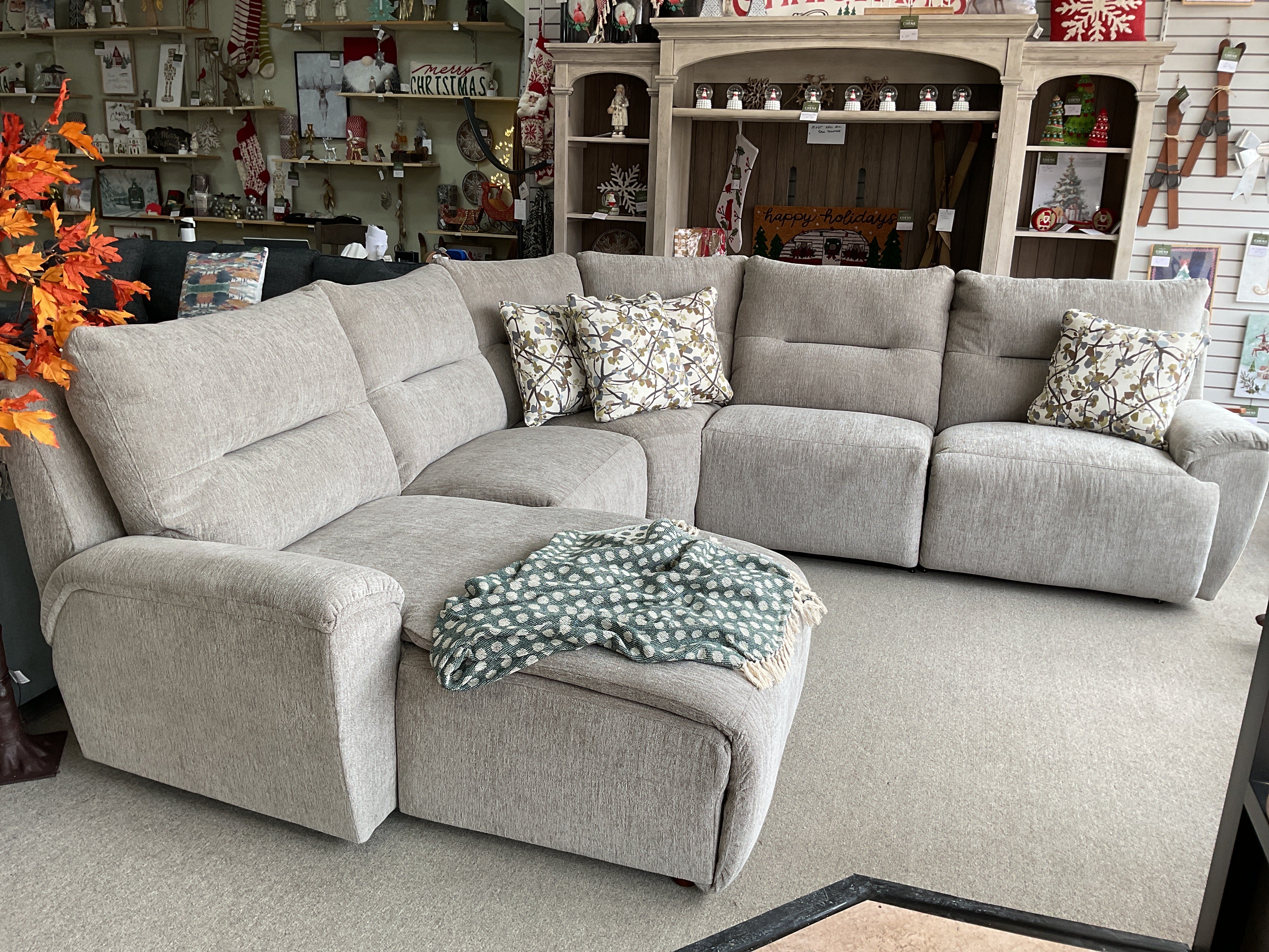 Palmer 5pc Reclining Sectional by La-Z-Boy Furniture 44A, M44,44C