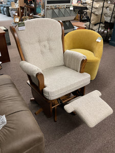 Swanback Glider by D&E Workshop #171, Oak Stain #44938, Fabric #R1-163 Campbell
