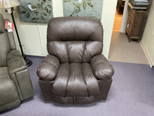 Load image into Gallery viewer, Space Saver Recliner by Best Home Furnishings 8N04 20176 Java