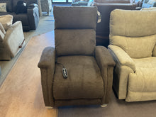 Load image into Gallery viewer, Venus Zero Gravity Recliner w/ Power Headrest by Southern Motion 6080P 286-22 Halifax Java