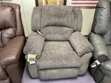 Load image into Gallery viewer, Newport Manual Recliner 173-91-20 Clove