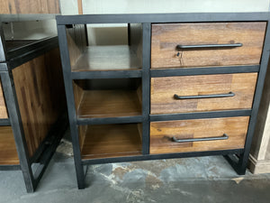 End table by Jofran 1660-3 Discontinued
