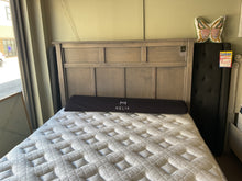 Load image into Gallery viewer, Maple Brookfield Queen Panel Headboard And Full 7" Mid Platform Footboard/Frame Kit by Wolfcraft Furniture M8306Q M9008F