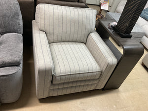 Meyer Chair by La-Z-Boy Furniture 230-694 F157487