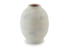 Load image into Gallery viewer, Clayson Vase by Ashley Furniture A2000653