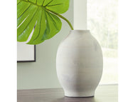 Clayson Vase by Ashley Furniture A2000653