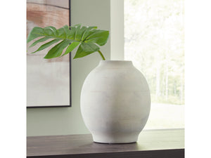 Clayson Vase by Ashley Furniture A2000654
