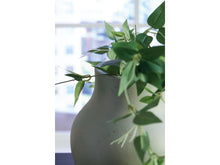 Load image into Gallery viewer, Baychester Vase by Ashley Furniture A2000805