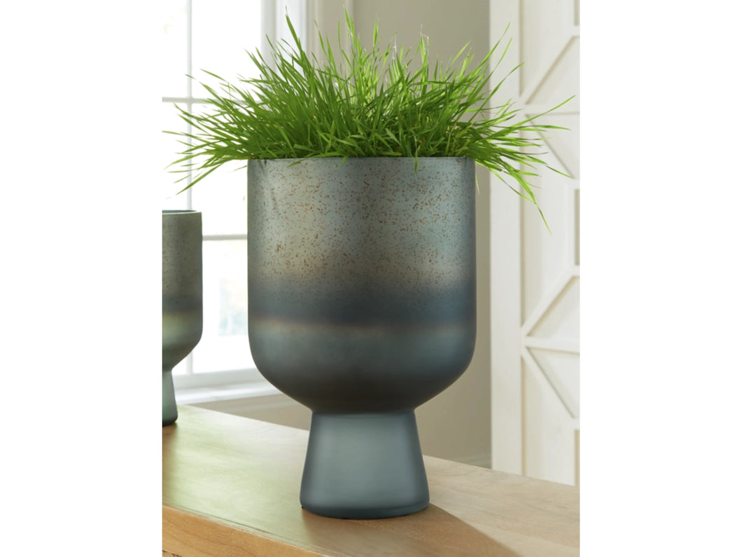 Pennmore Vase by Ashley Furniture A2000814 Large