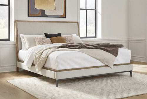 Tomtyn Queen Upholstered Bed by Ashley B622-54, B622-57
