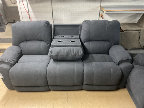 Showtime Power Reclining Sofa w/ Drop Down Console by HomeStretch 219-33-60 Graphite