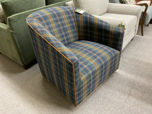Load image into Gallery viewer, Touche Swivel Chair by Justice Furniture #941 H-2679