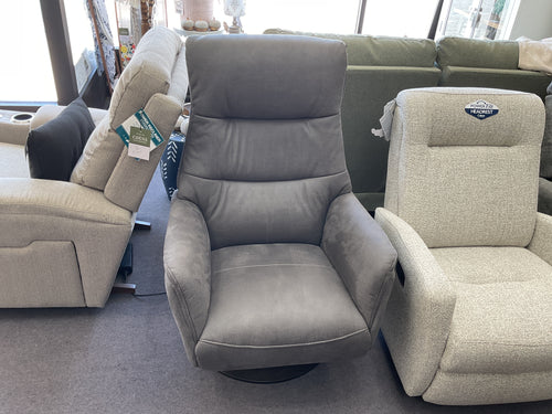 Connor Zero Gravity Power Recliner by BenchMaster 4106B HE482 Base #047