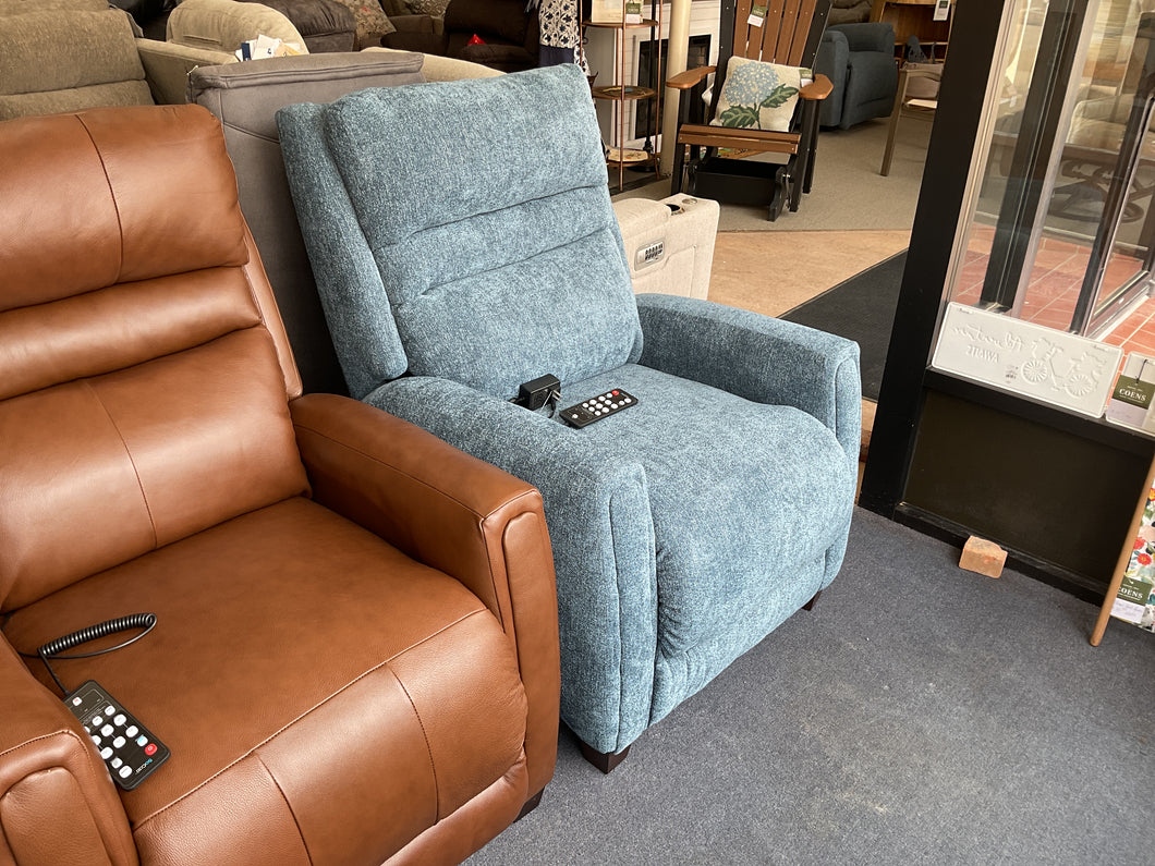Zero Gravity Recliner w/Power Headrest & SoCozi by Southern Motion 6085-95P 113-60