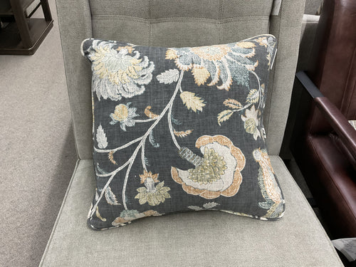 Marshfield Pillow mar6016 Bronte Graphite 6080
