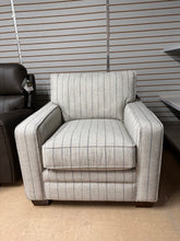 Load image into Gallery viewer, Meyer Chair by La-Z-Boy Furniture 230-694 F157487