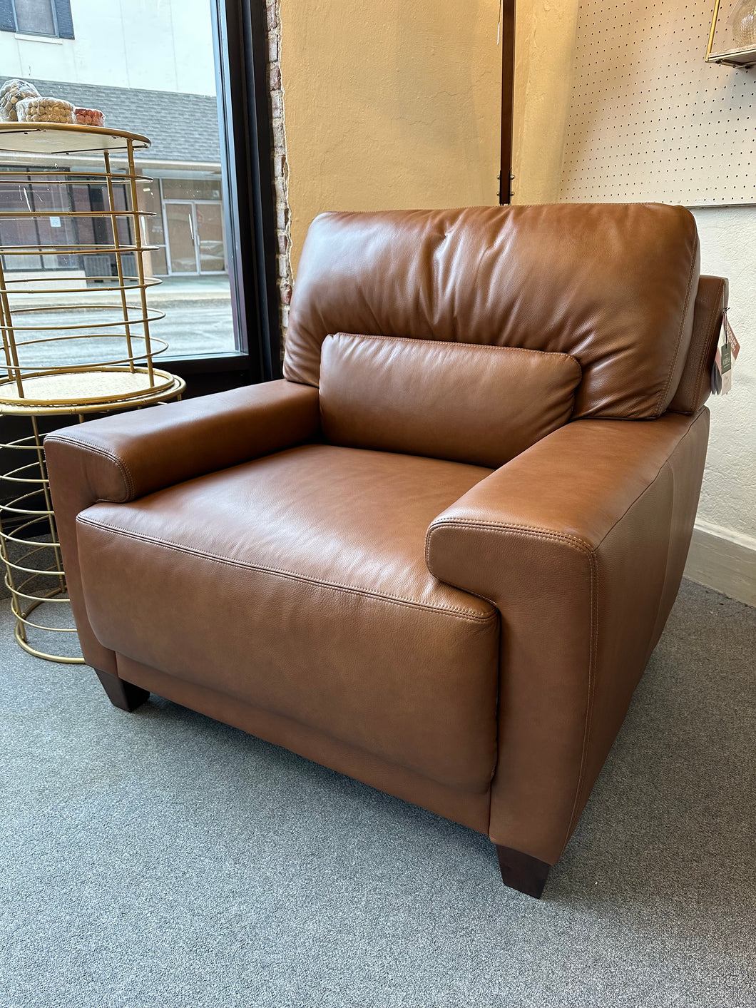 Draper Chair by La-Z-Boy Furniture 237-693 LB185175 Oak