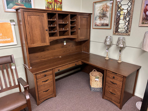 McMillan L-Shaped Desk BS, RT w/ 75