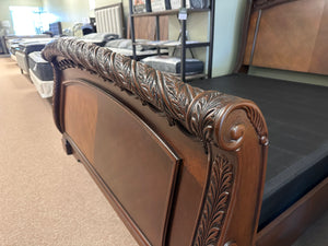 North Shore Queen Sleigh Bed Set by Ashley Furniture B553-74, 75, 77