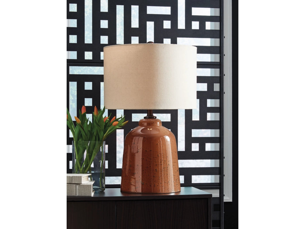 Aaleahya Table Lamp by Ashley Furniture L430904
