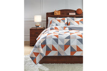 Load image into Gallery viewer, Layne Full Coverlet Set by Ashley Furniture Q408003F