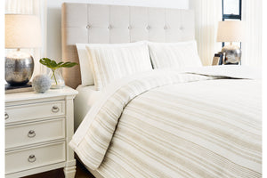 Reidler Queen Comforter Set by Ashley Furniture Q489013Q