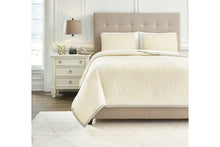 Load image into Gallery viewer, Jaxine  King Coverlet Set by Ashley Furniture Q719003K