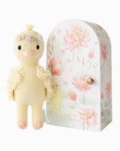 Load image into Gallery viewer, Tiny Flora the Duckling by cuddle+kind Mauve