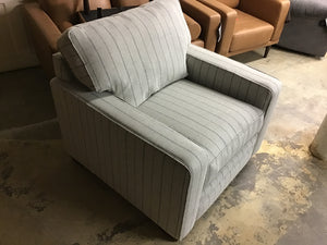 Meyer Chair by La-Z-Boy Furniture 230-694 F157487