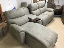Load image into Gallery viewer, Trouper 3pc Reclining Sectional by La-Z-Boy Furniture 40D, 4VV, SC4-724 E153765 Sable
