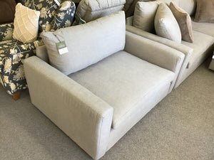 Modern Chair & A Half in Benavento Dove III by Justice Furniture JMICX