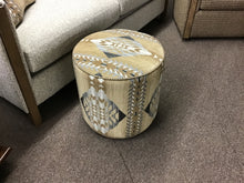 Load image into Gallery viewer, Olivia Round Non-Storage Ottoman by Marshfield 1933-09 Arrowhead Raffia #31, Glasgow Raffia #16