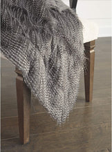Load image into Gallery viewer, Ryley Throw by Ashley Furniture A1000567