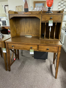 Hearthstone Ridge Writing Desk Hutch by Liberty Furniture 382-HO140 Discontinued