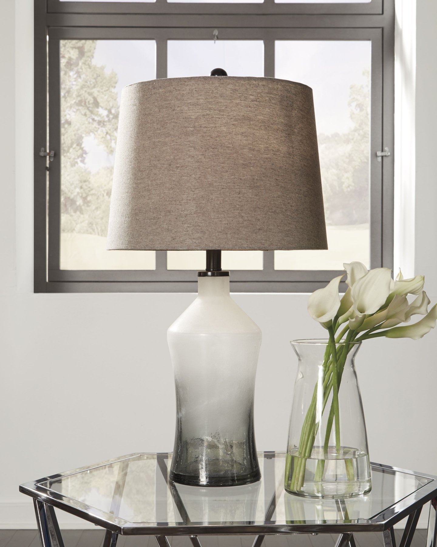 Nollie Table Lamp by Ashley Furniture L430534 Discontinued