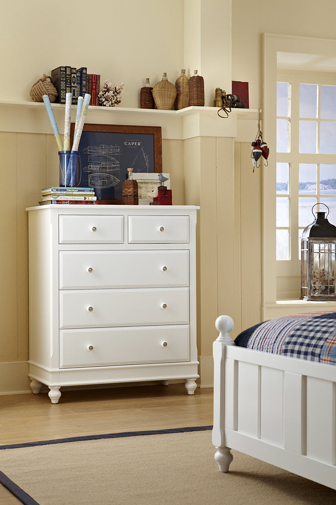 *Lake House 5 Drawer Chest by Hillsdale Furniture 103643-1520 White