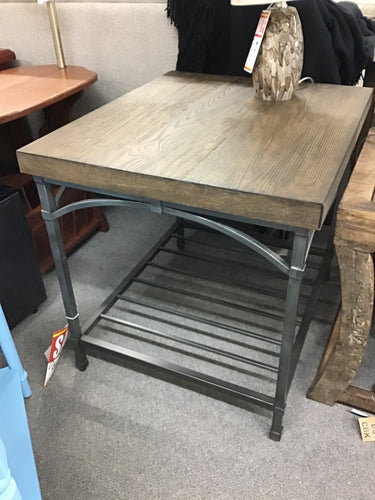 Franklin End Table by Liberty Furniture 202-OT1020 Discontinued