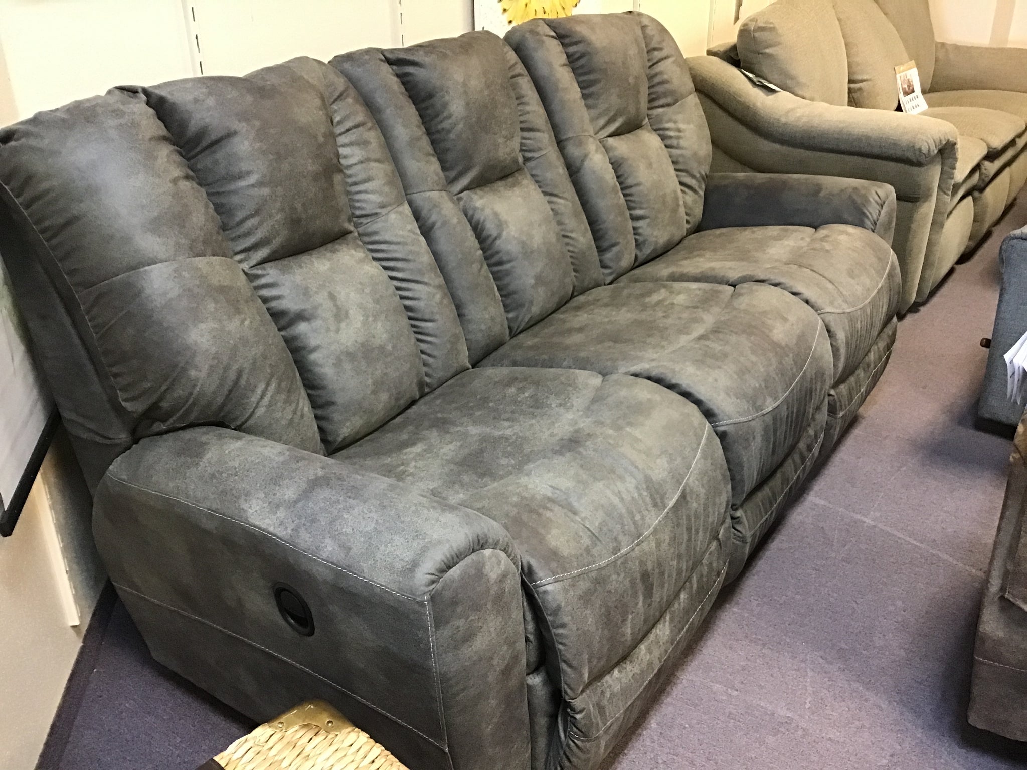 Rori Power Reclining Sofa w/Headrest by La-Z-Boy Furniture 44U-763 D170157  Smoke Discontinued style