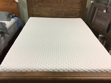Load image into Gallery viewer, Pikes Gel Hybrid Plush Mattress by Southerland