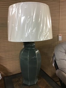 *Sylvette Table Lamp by Ashley Furniture L151304