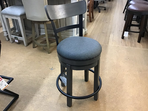 Caitbrook Counter Height Swivel Barstool by Ashley Furniture D388-224