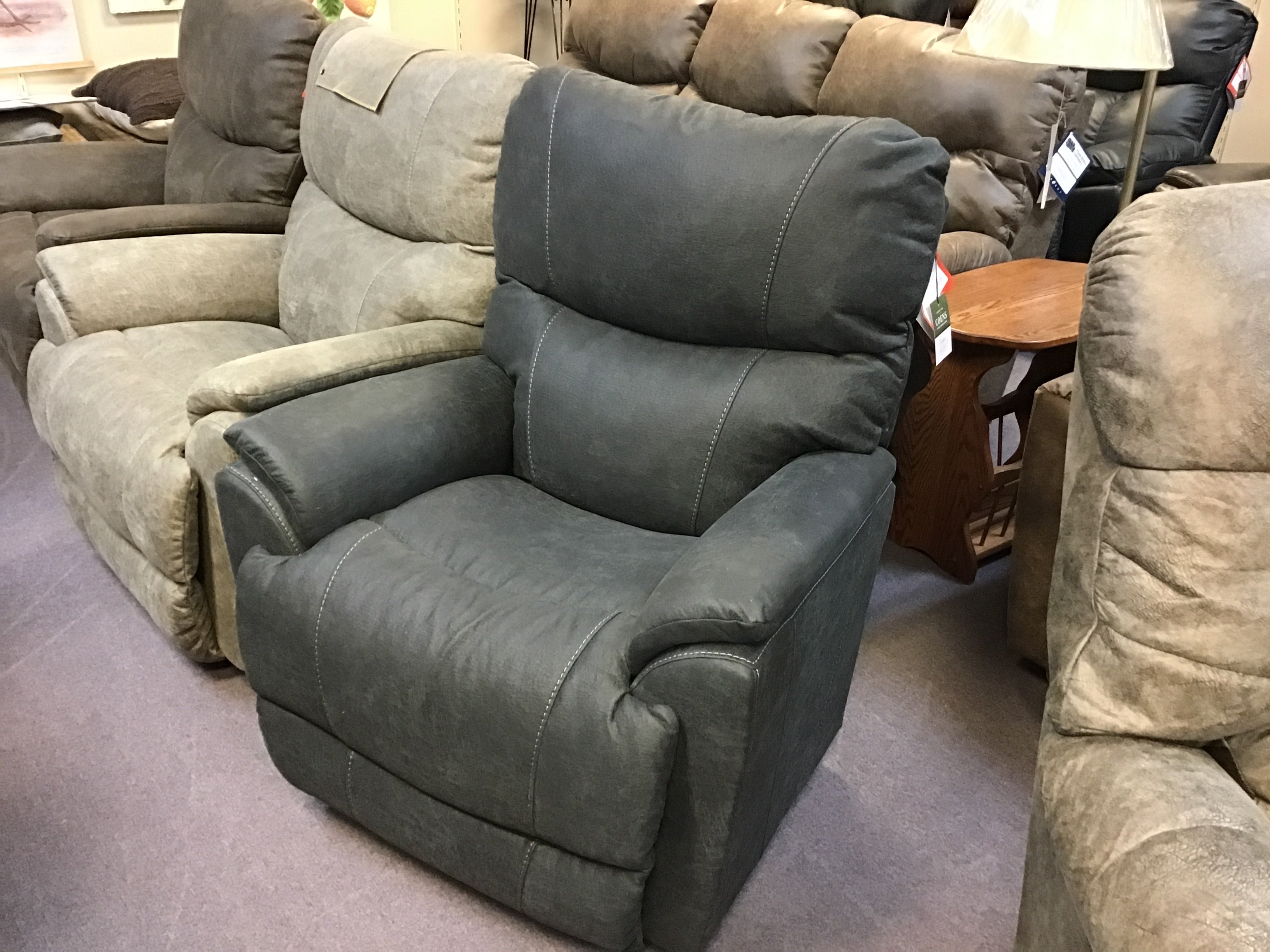 Trouper Rocker Recliner by La-Z-Boy Furniture 10-724 E153758 Ink